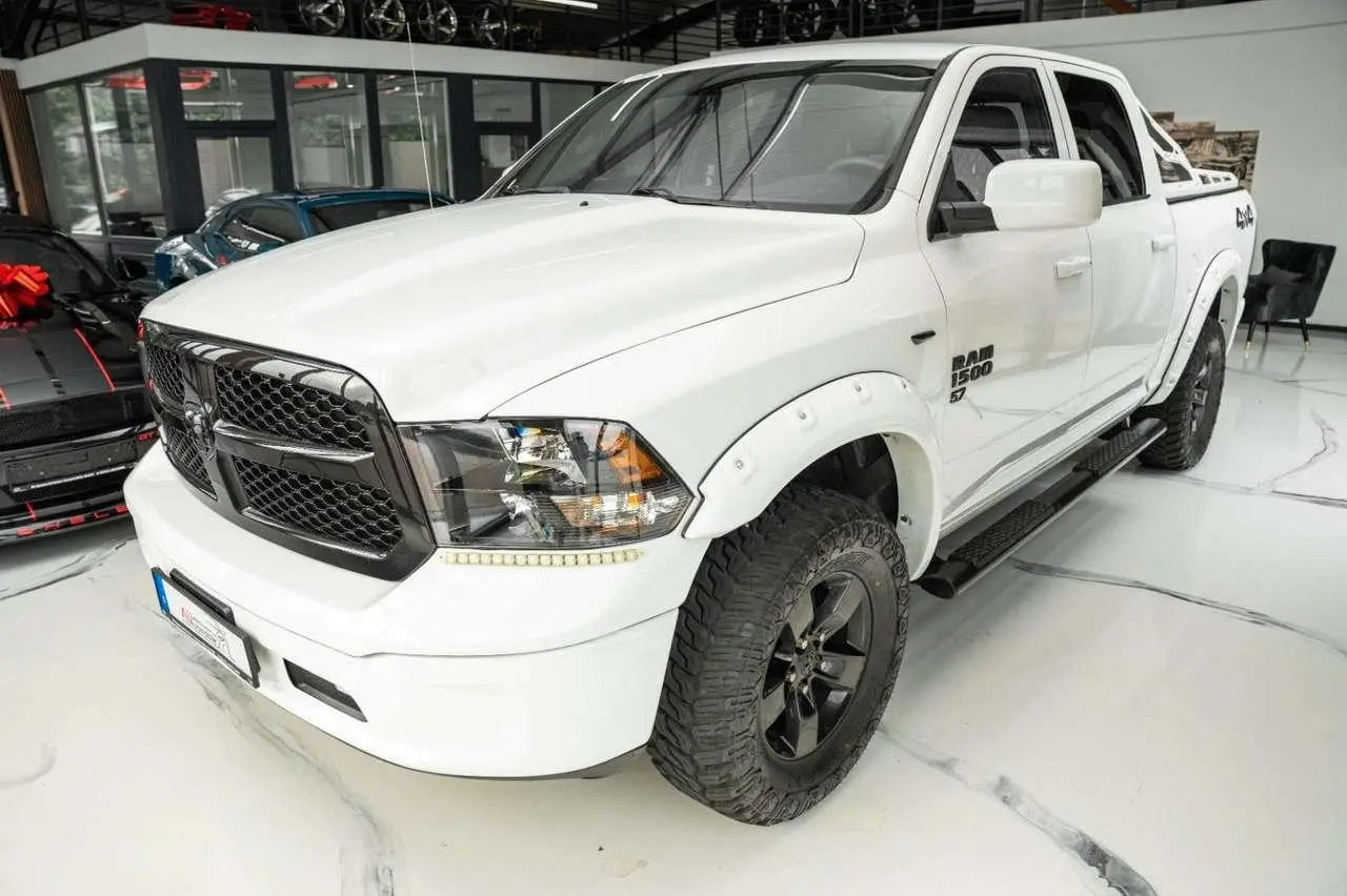 Photo 1 : Dodge Ram 2019 LPG