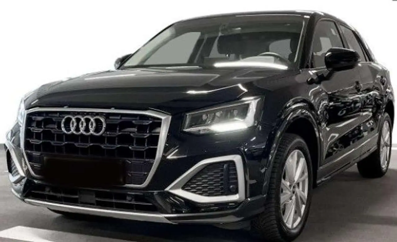 Photo 1 : Audi Q2 2021 Petrol