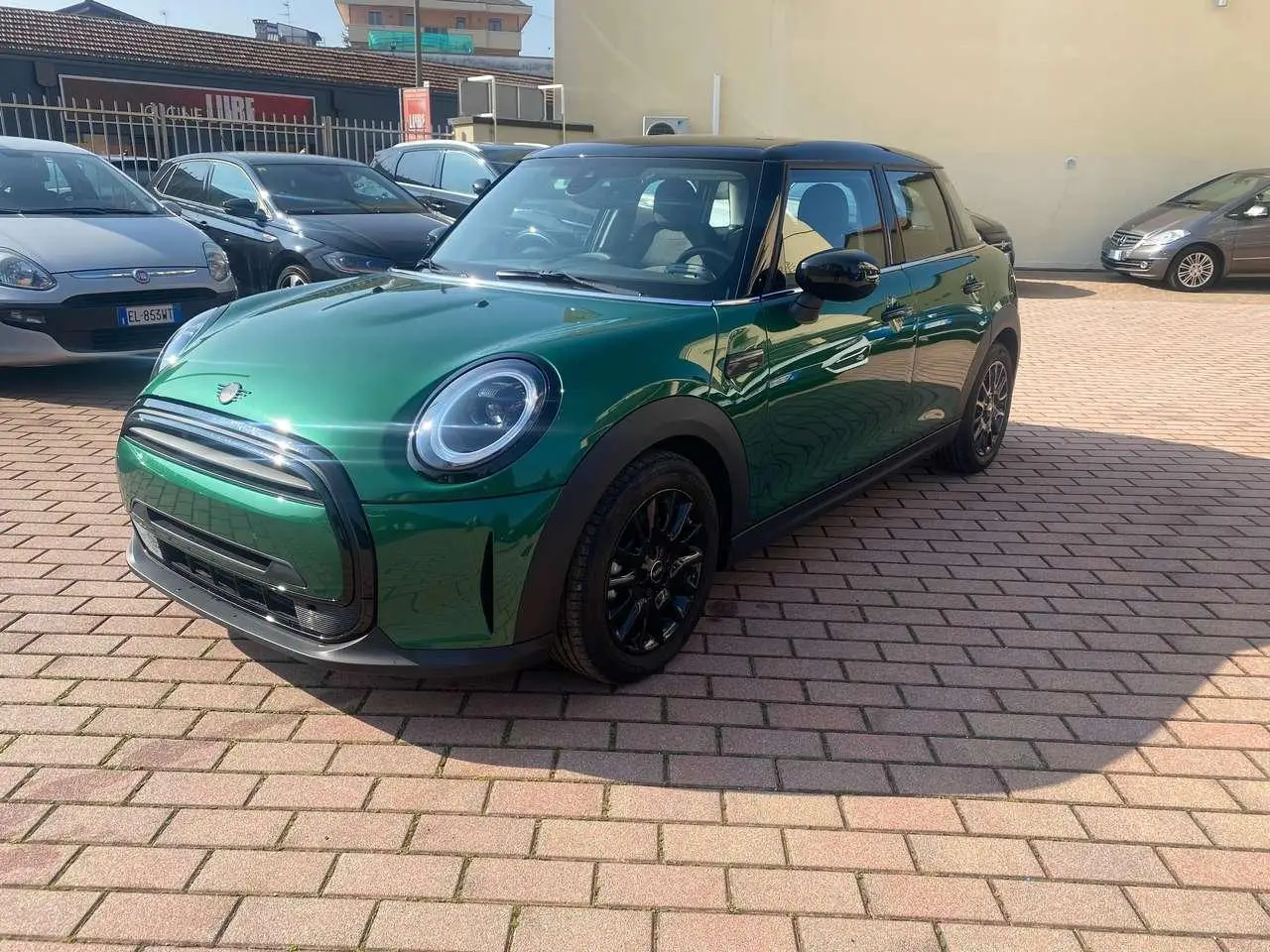 Photo 1 : Mini Cooper 2023 Petrol