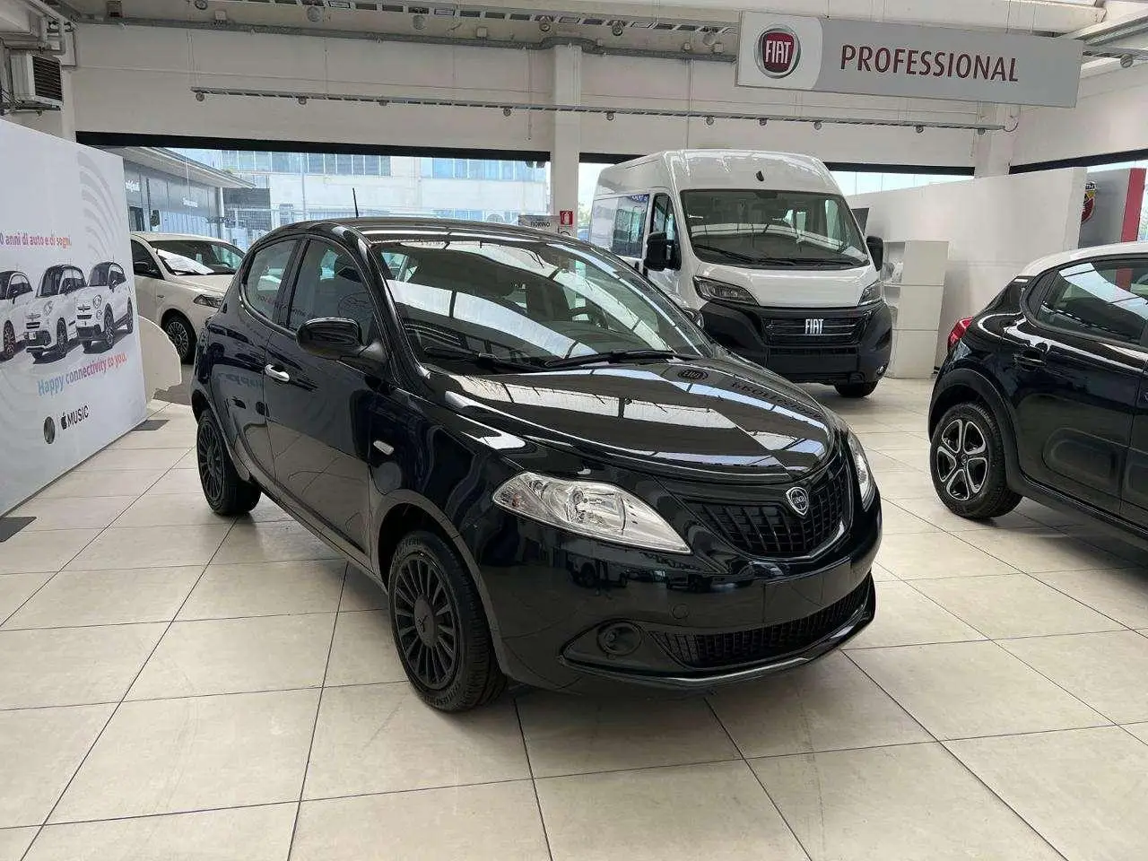 Photo 1 : Lancia Ypsilon 2023 Hybride