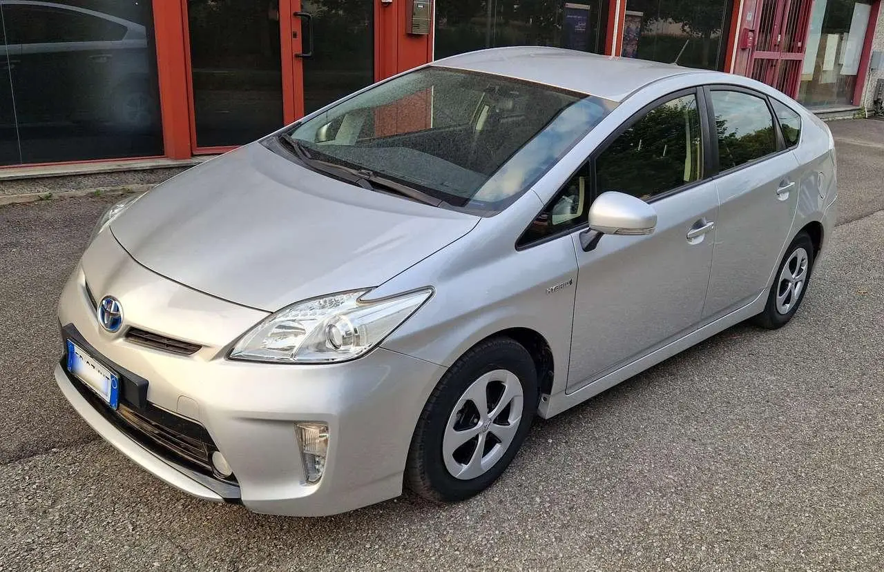 Photo 1 : Toyota Prius 2015 Hybrid