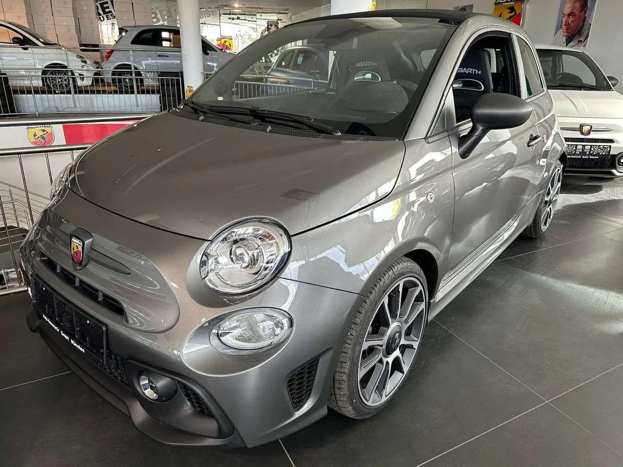 Photo 1 : Abarth 595 2024 Petrol