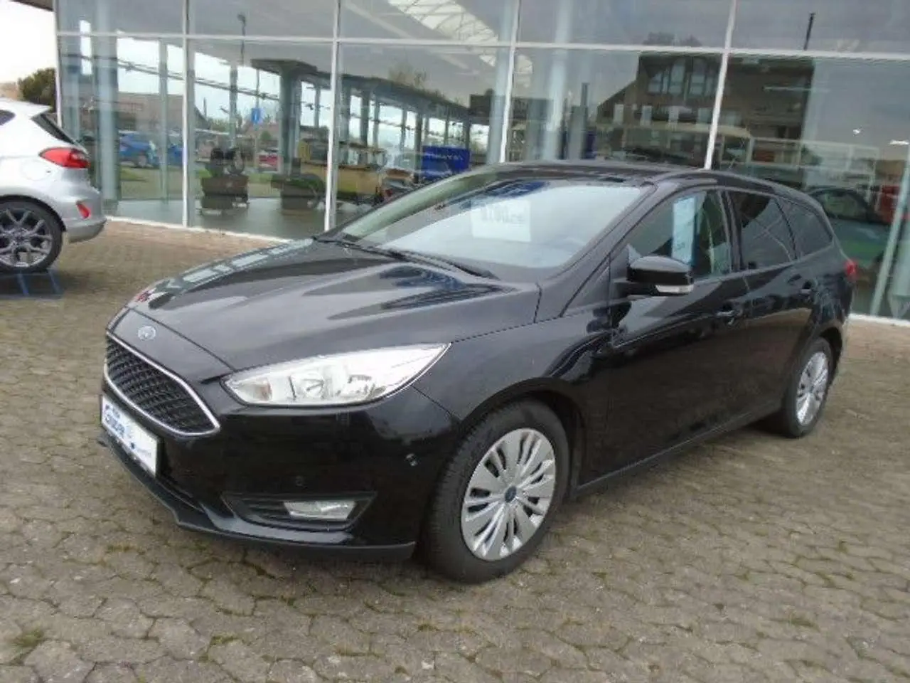 Photo 1 : Ford Focus 2015 Essence