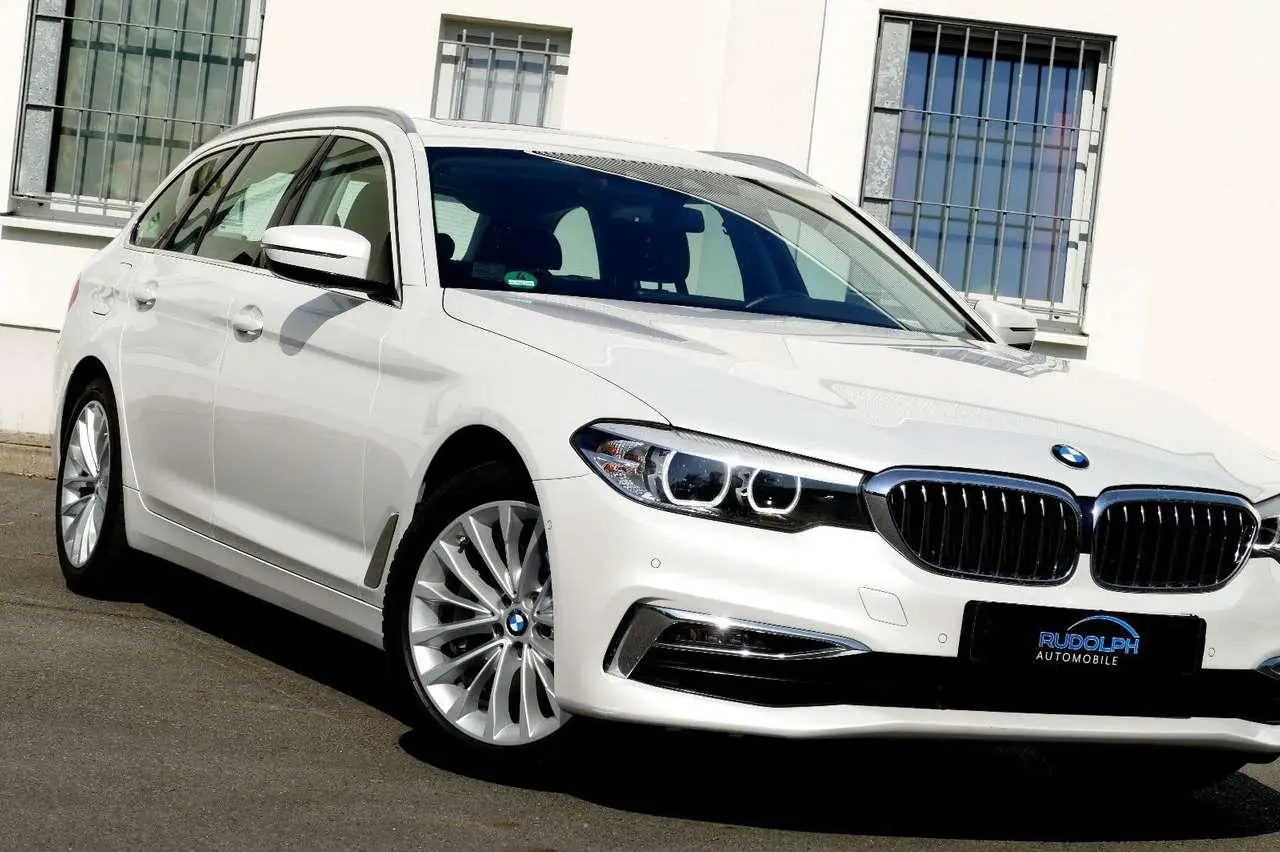 Photo 1 : Bmw Serie 5 2019 Petrol