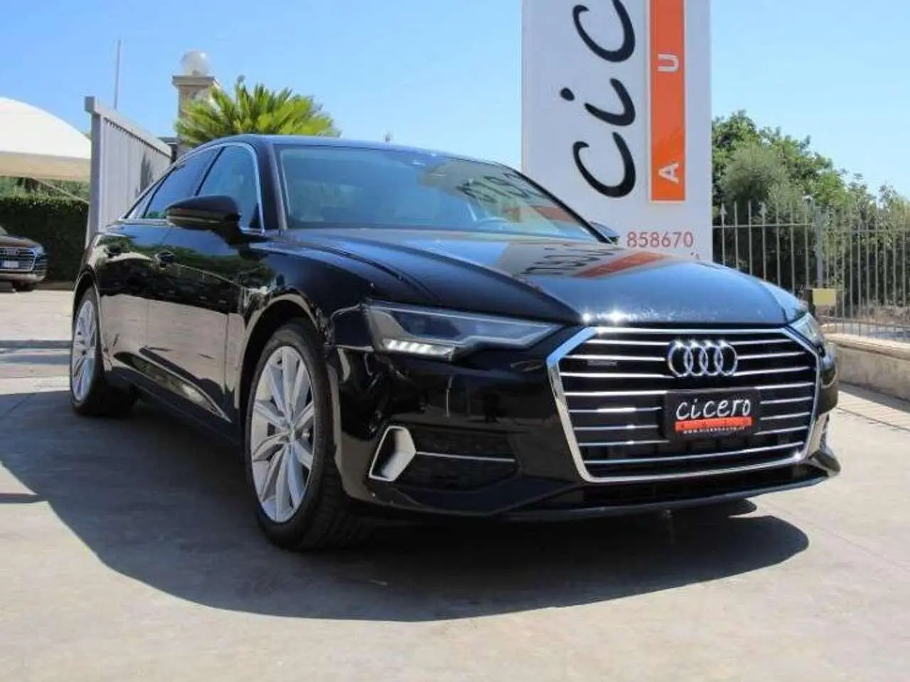 Photo 1 : Audi A6 2019 Hybride