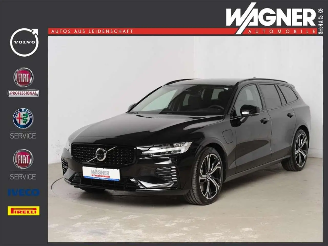 Photo 1 : Volvo V60 2024 Hybride