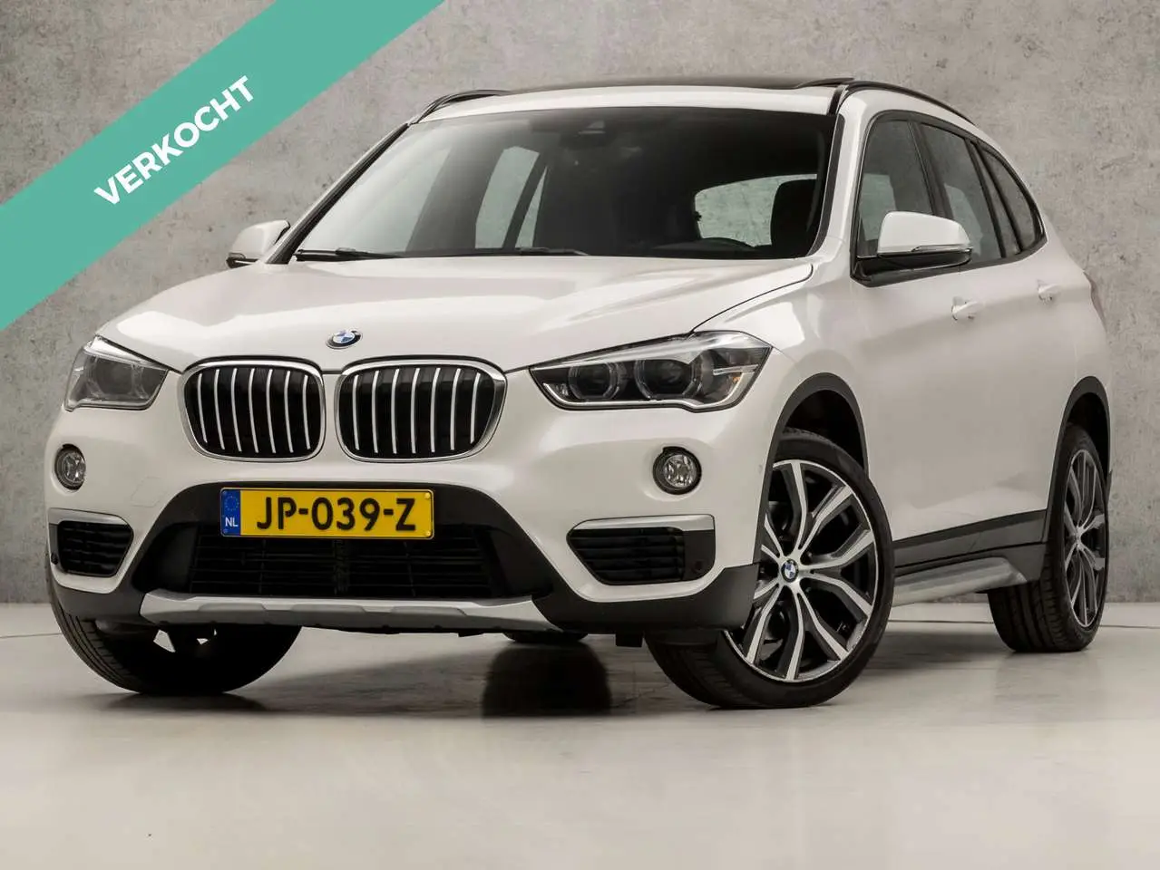 Photo 1 : Bmw X1 2016 Essence