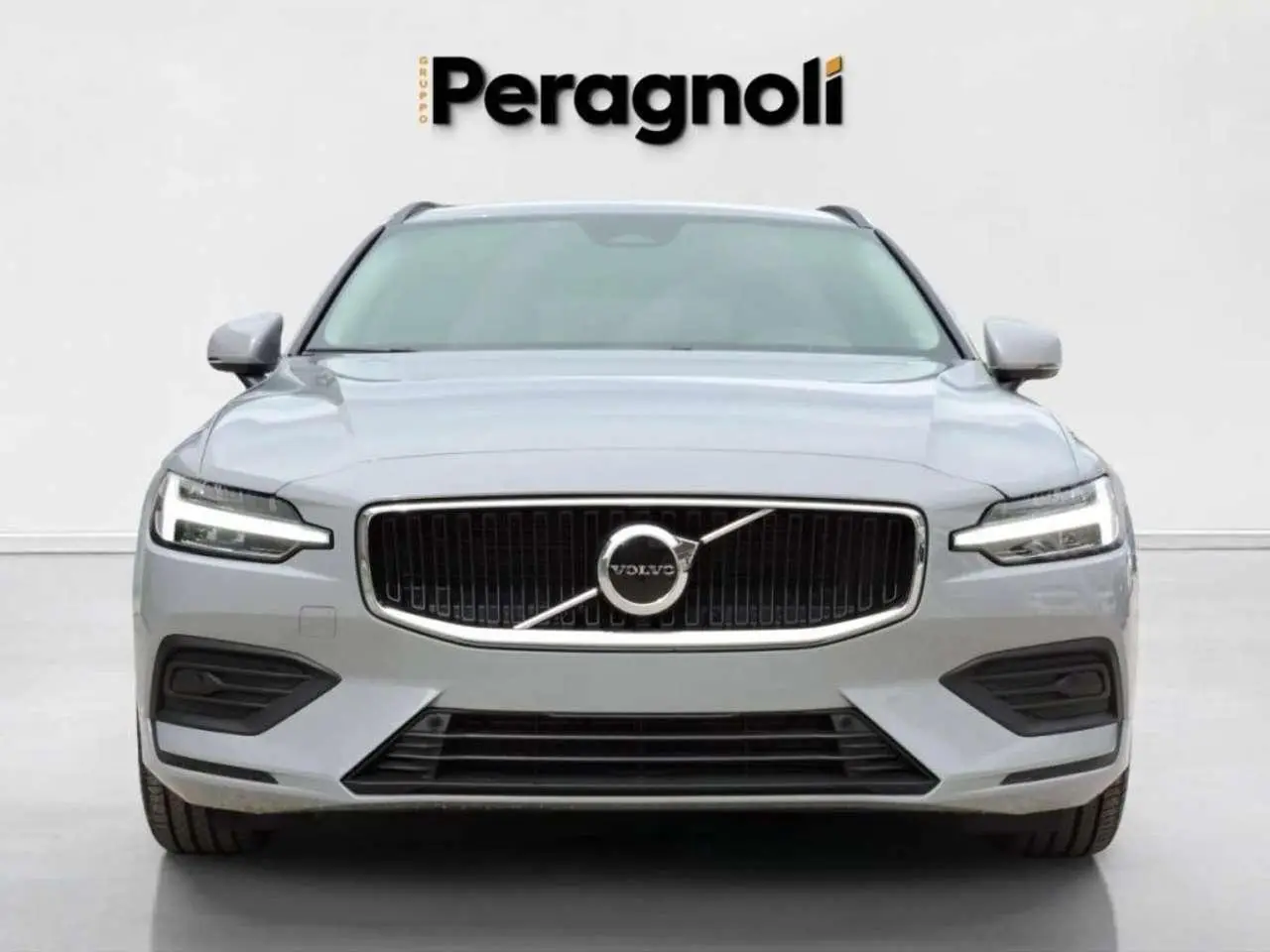 Photo 1 : Volvo V60 2024 Hybride