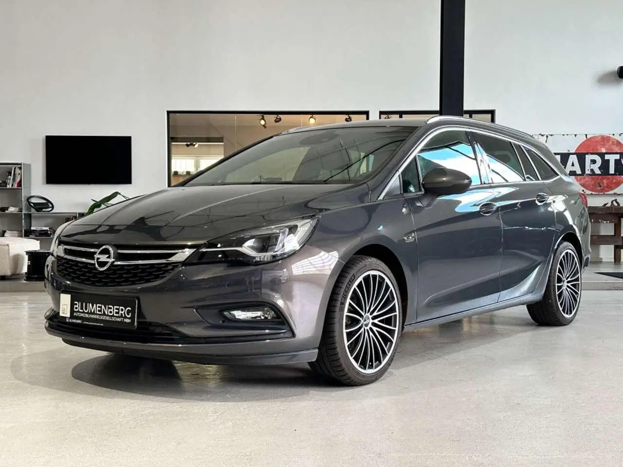 Photo 1 : Opel Astra 2016 Essence