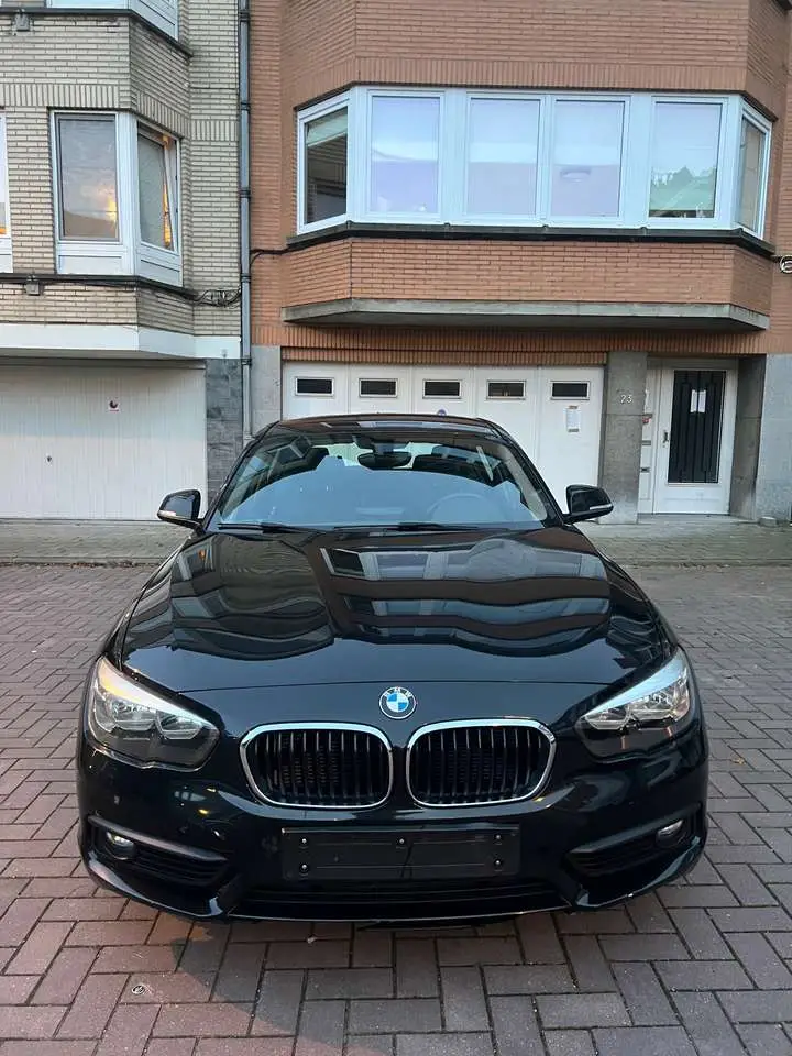 Photo 1 : Bmw Serie 1 2015 Diesel