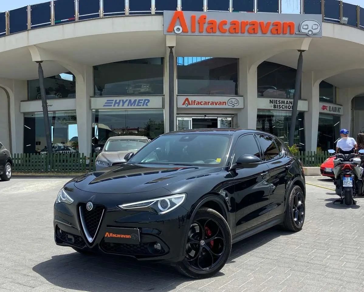 Photo 1 : Alfa Romeo Stelvio 2018 Diesel