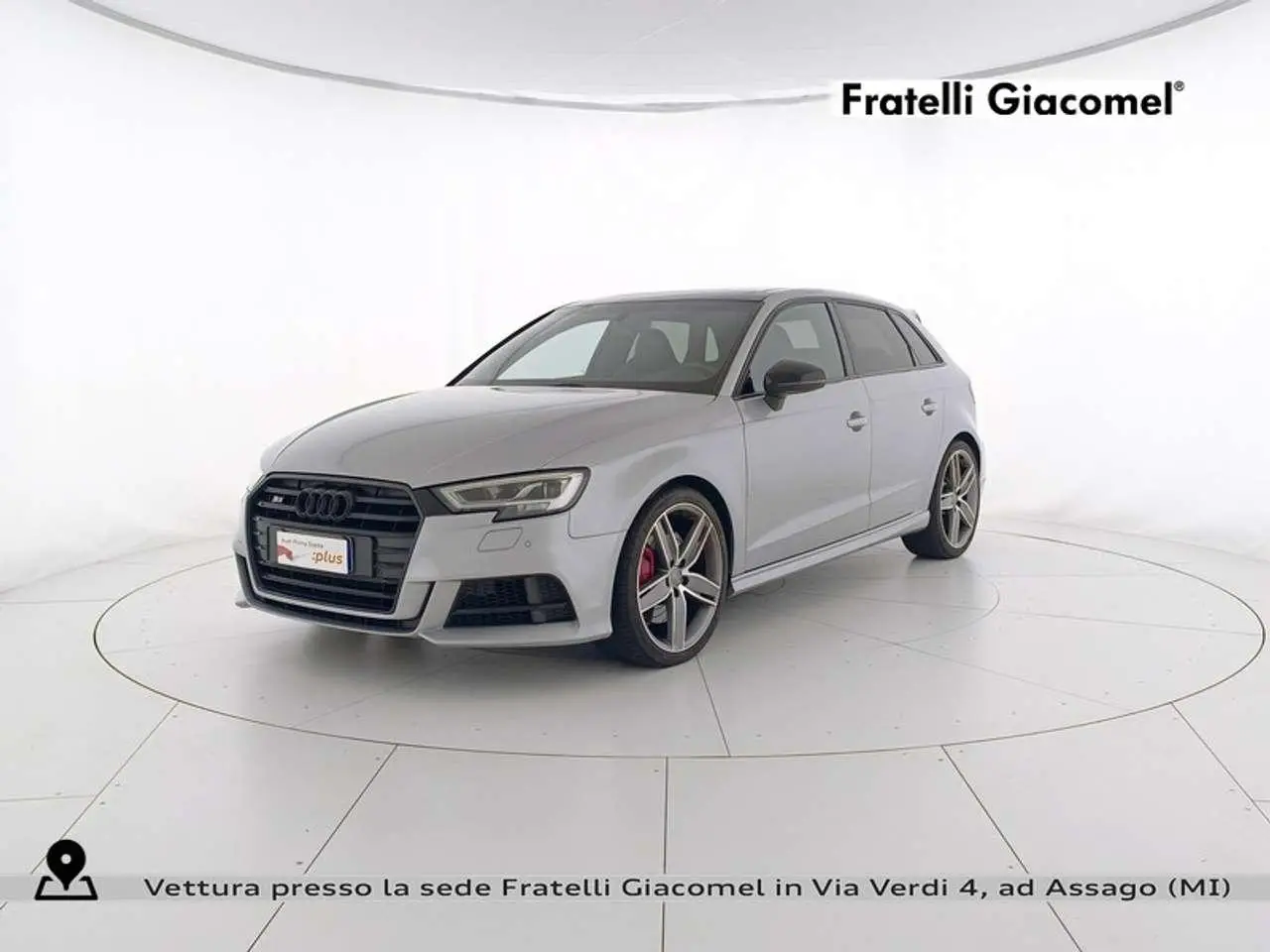 Photo 1 : Audi S3 2019 Petrol