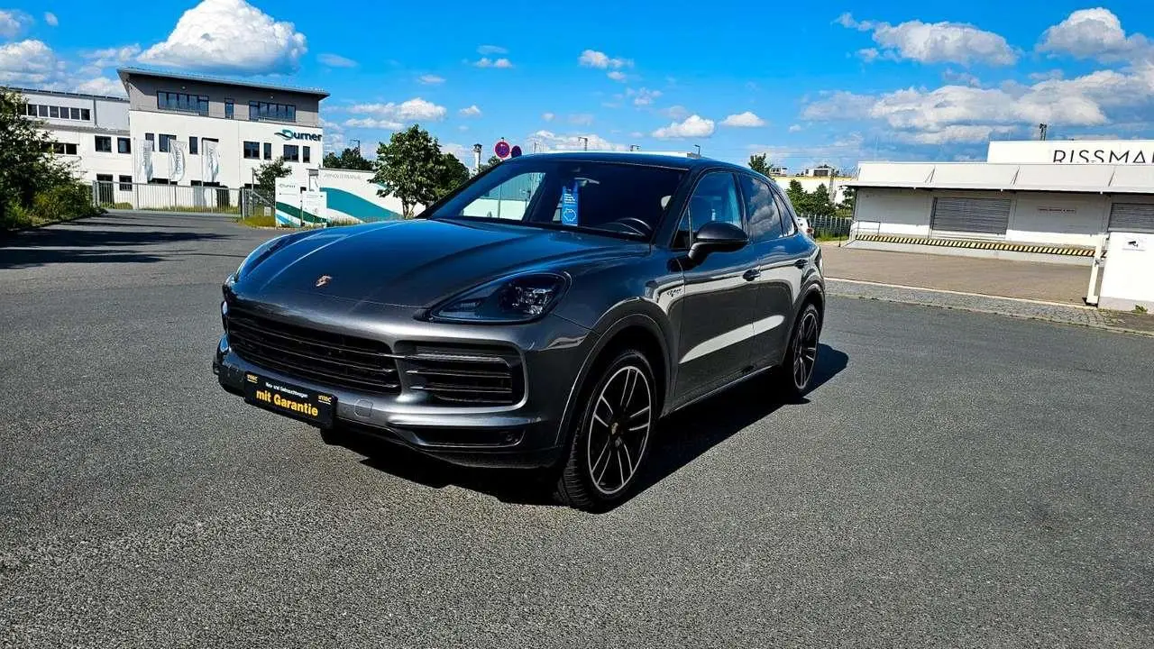 Photo 1 : Porsche Cayenne 2019 Hybrid