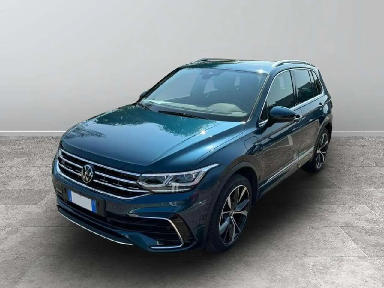 Photo 1 : Volkswagen Tiguan 2023 Hybride