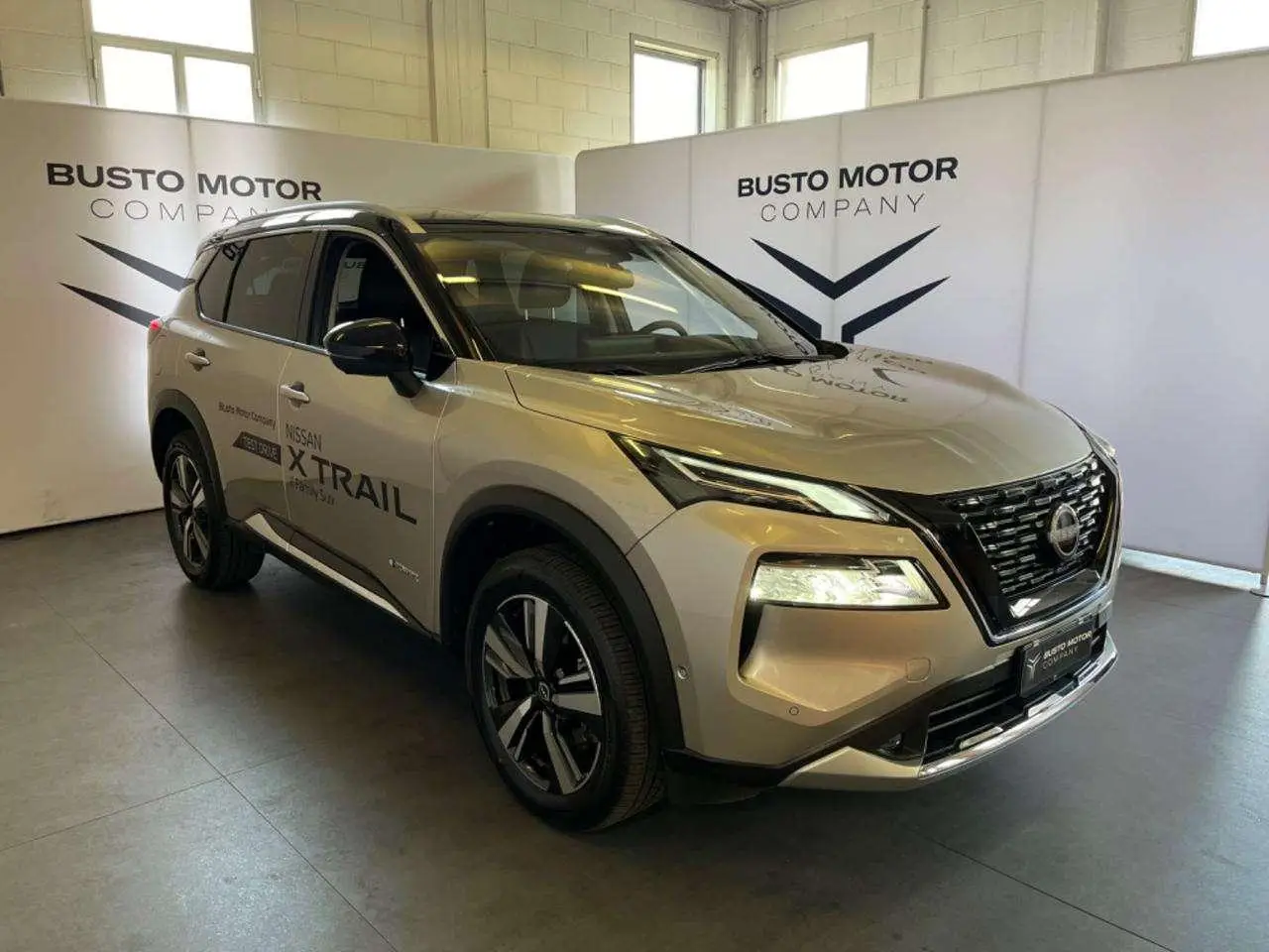 Photo 1 : Nissan X-trail 2023 Hybrid