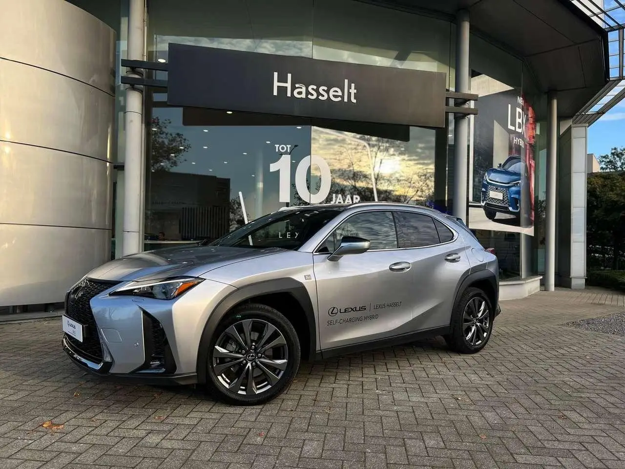 Photo 1 : Lexus Ux 2023 Hybride