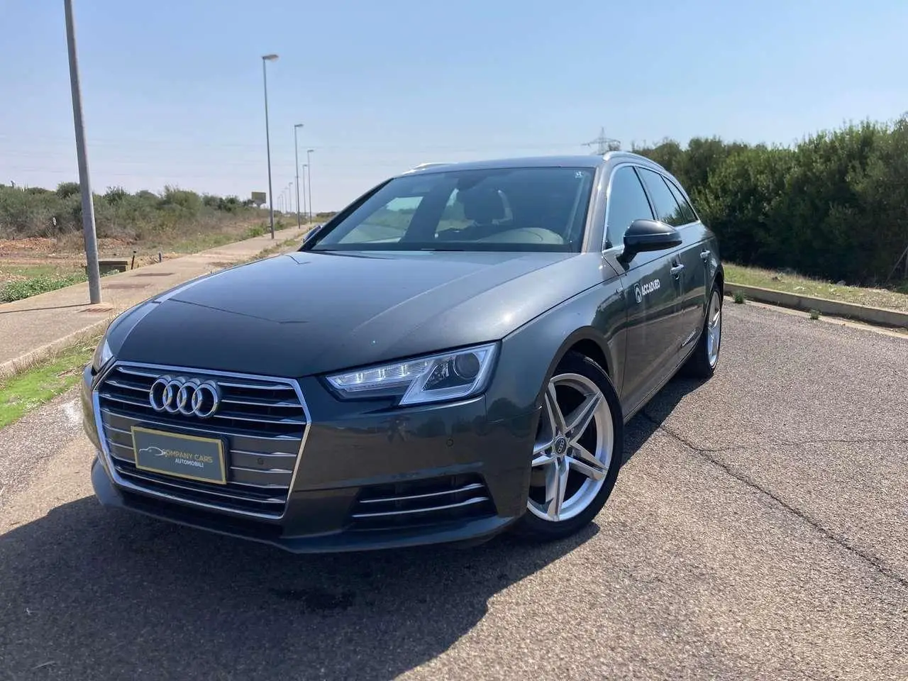 Photo 1 : Audi A4 2017 Diesel