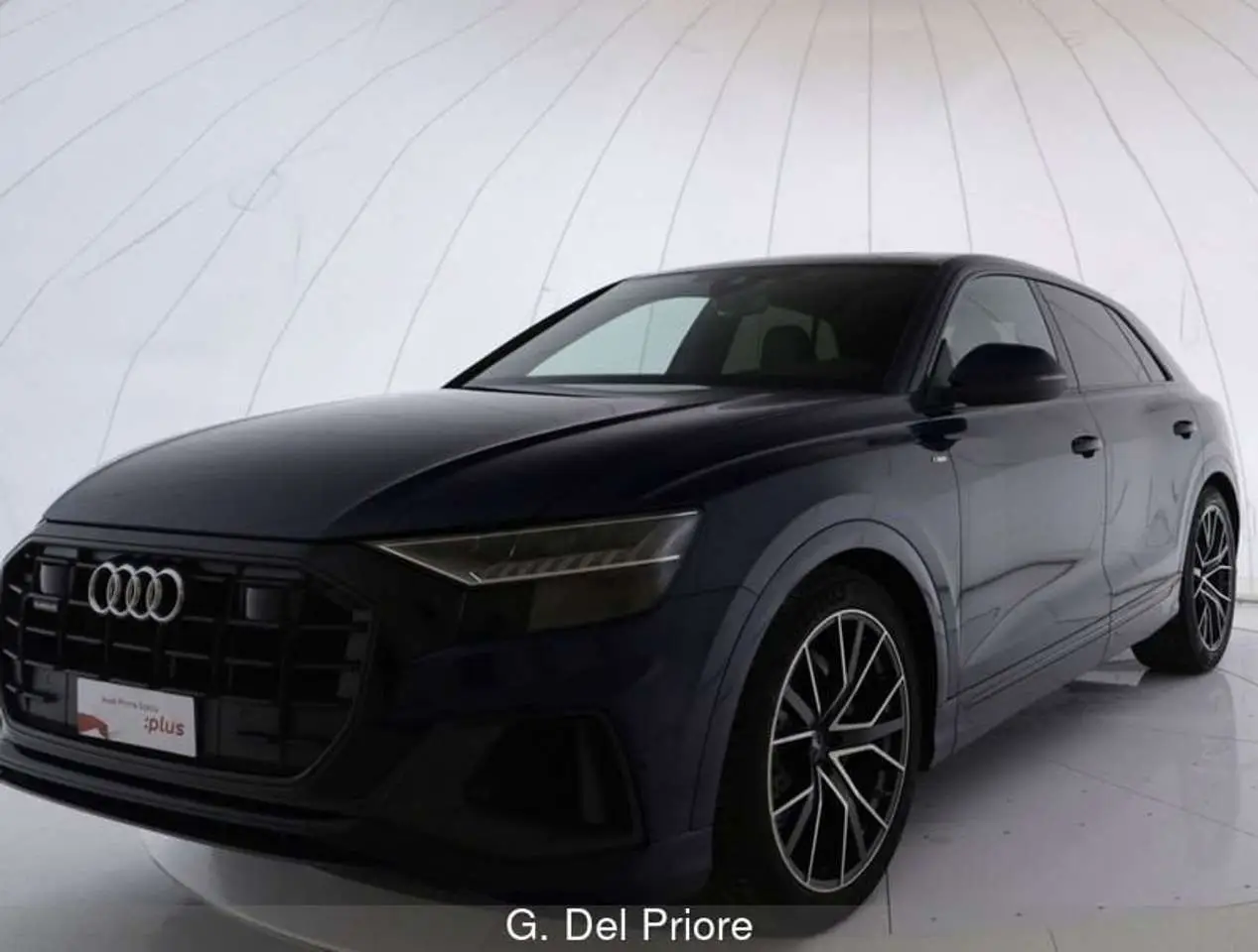 Photo 1 : Audi Q8 2019 Hybrid