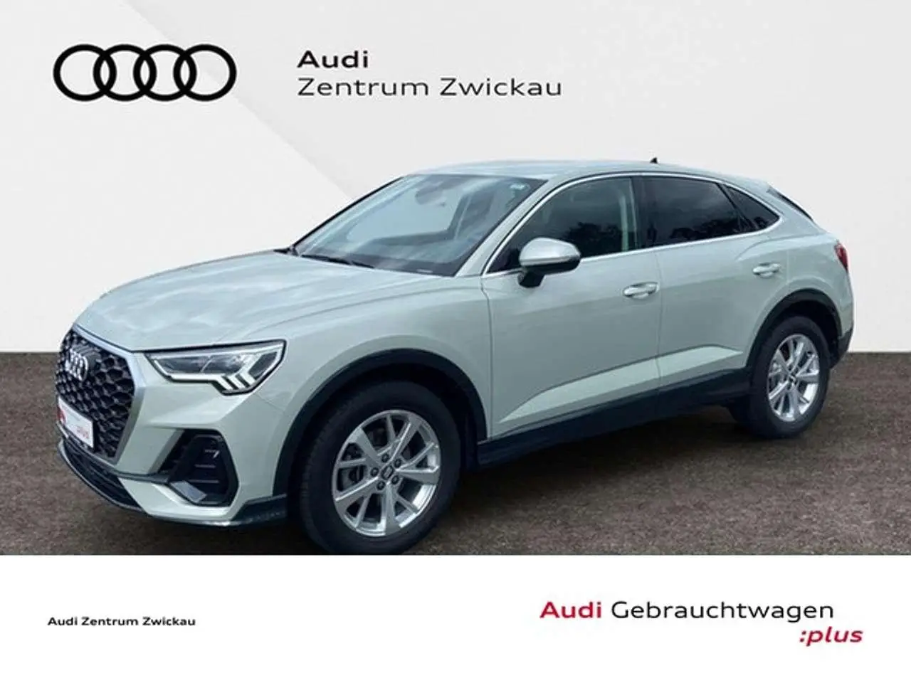 Photo 1 : Audi Q3 2021 Petrol