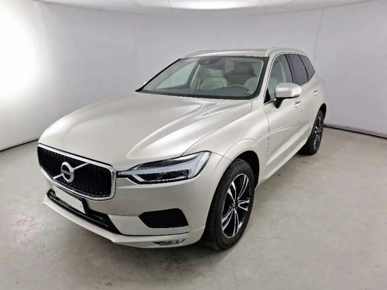 Photo 1 : Volvo Xc60 2020 Diesel