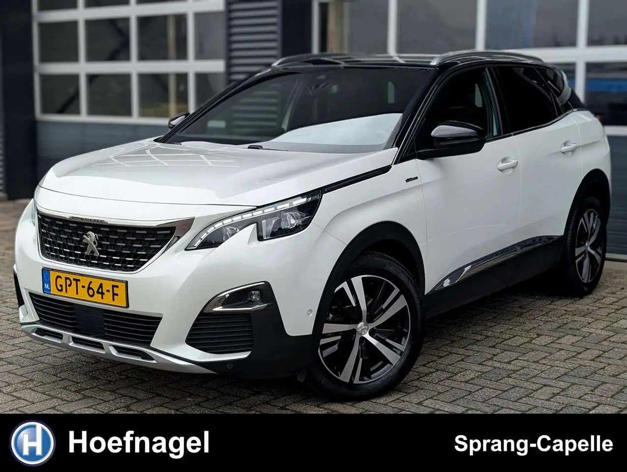 Photo 1 : Peugeot 3008 2020 Essence