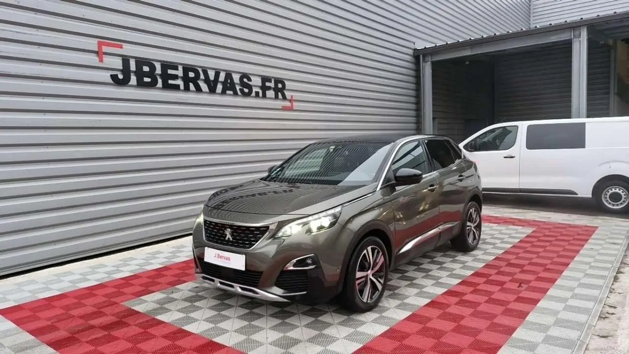 Photo 1 : Peugeot 3008 2018 Diesel