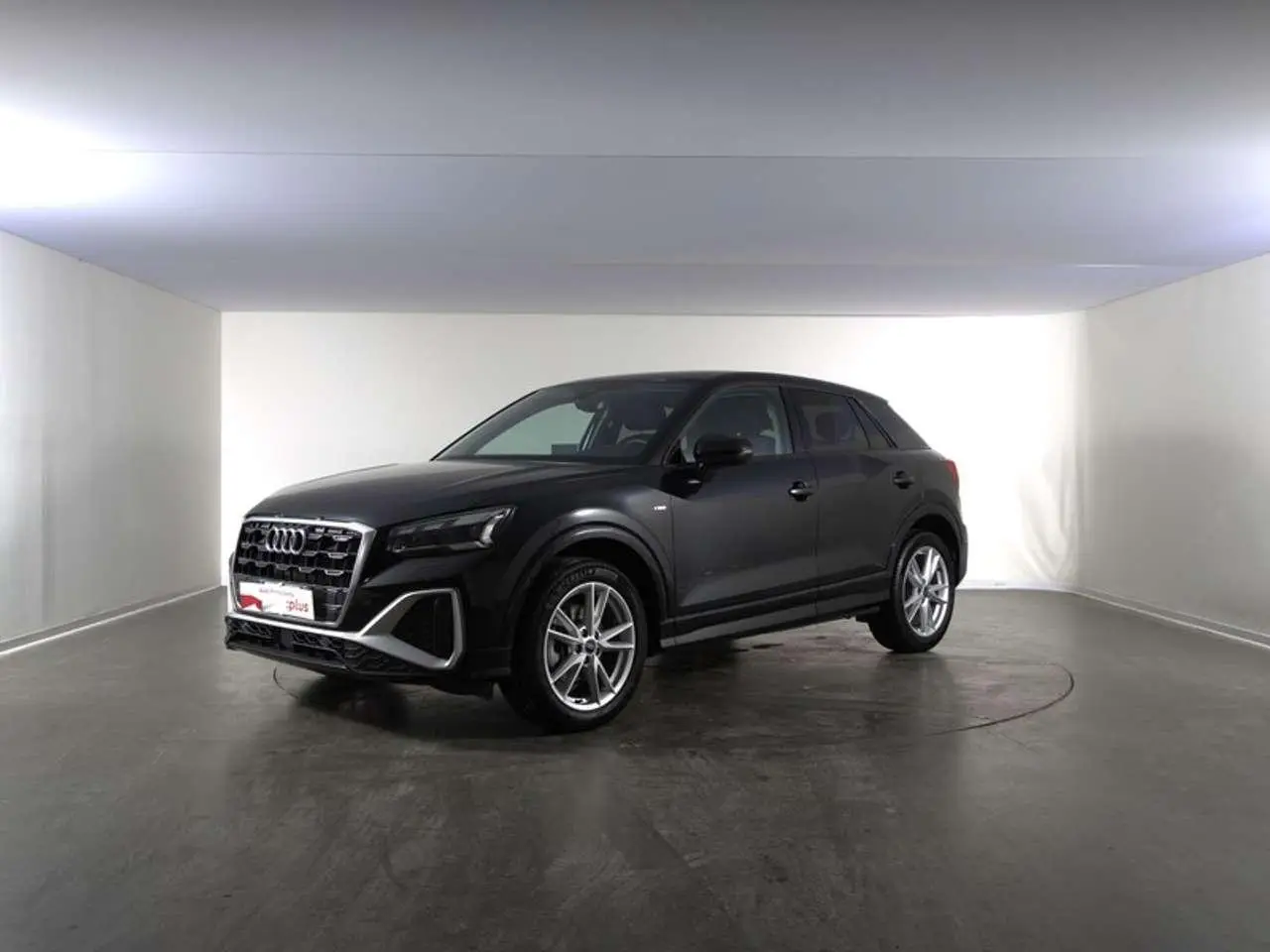 Photo 1 : Audi Q2 2024 Diesel