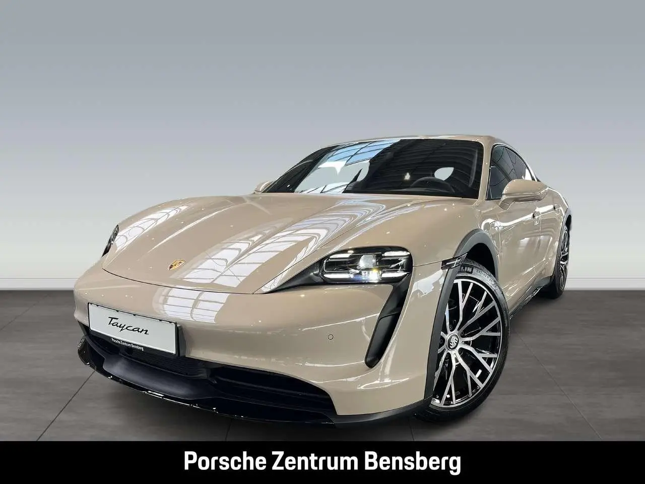 Photo 1 : Porsche Taycan 2023 Electric