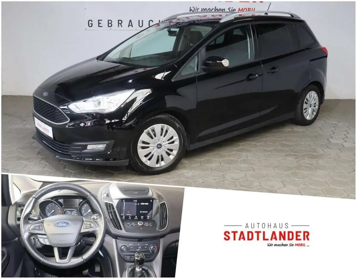 Photo 1 : Ford Grand C-max 2017 Petrol