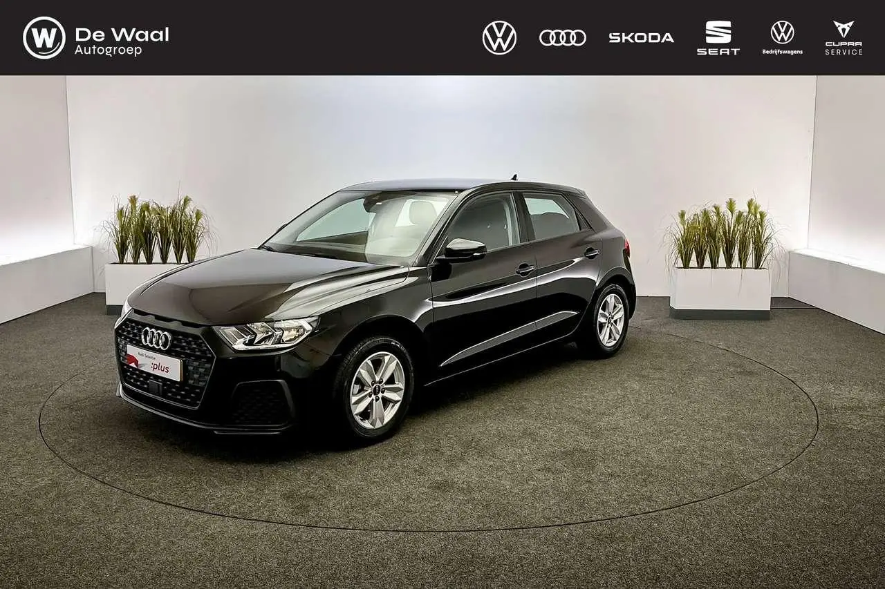 Photo 1 : Audi A1 2022 Essence