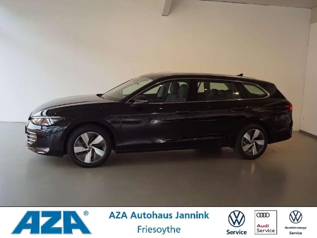 Photo 1 : Volkswagen Passat 2024 Petrol