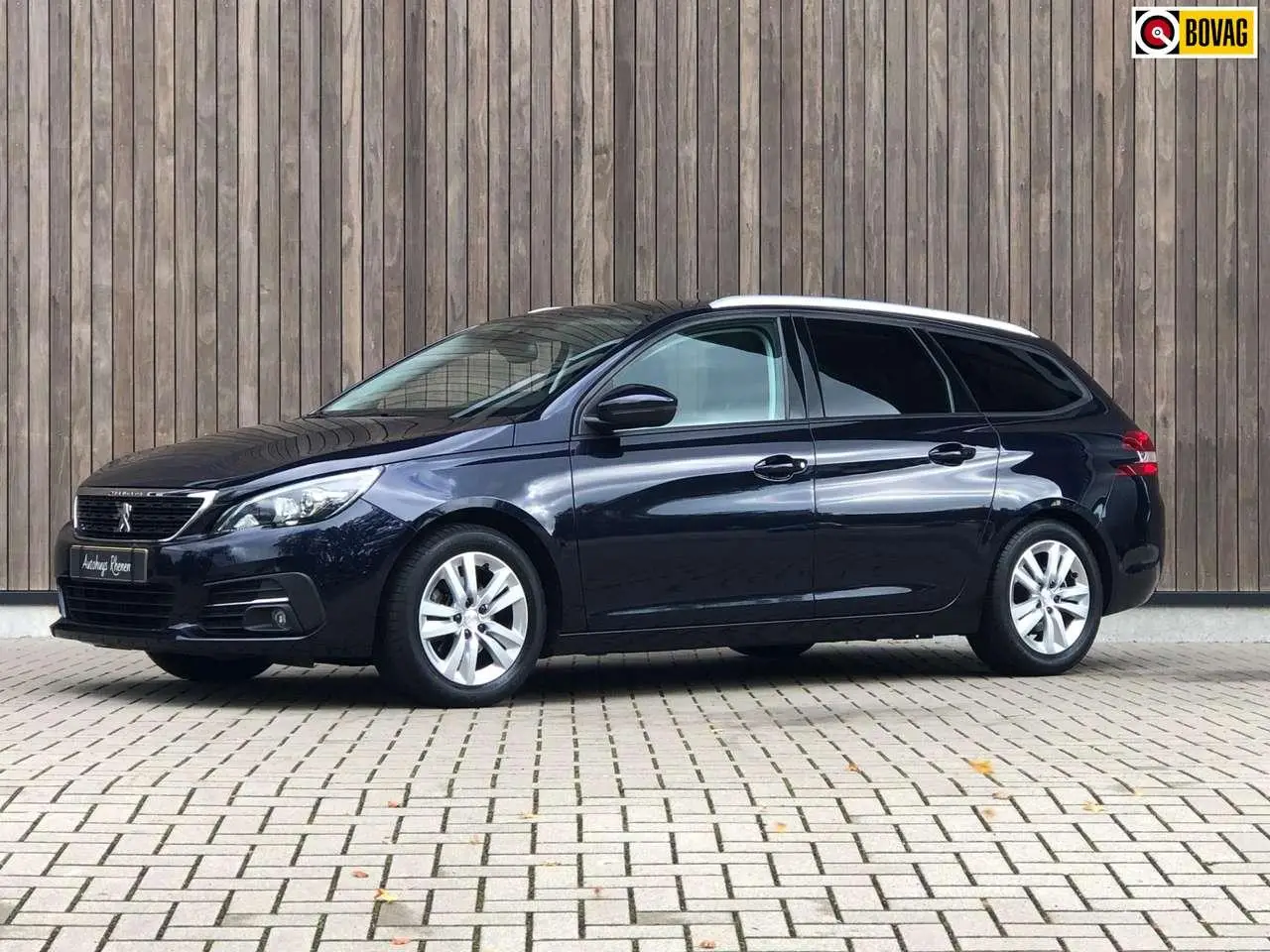 Photo 1 : Peugeot 308 2019 Petrol