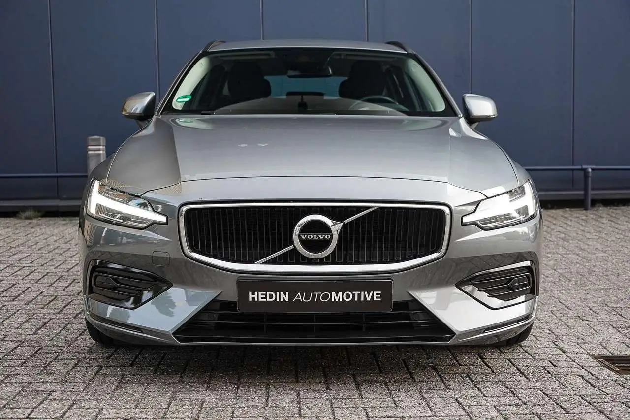 Photo 1 : Volvo V60 2021 Hybrid