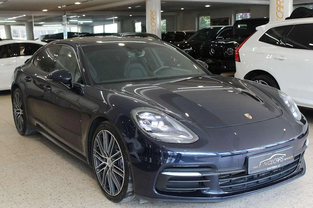 Photo 1 : Porsche Panamera 2017 Essence