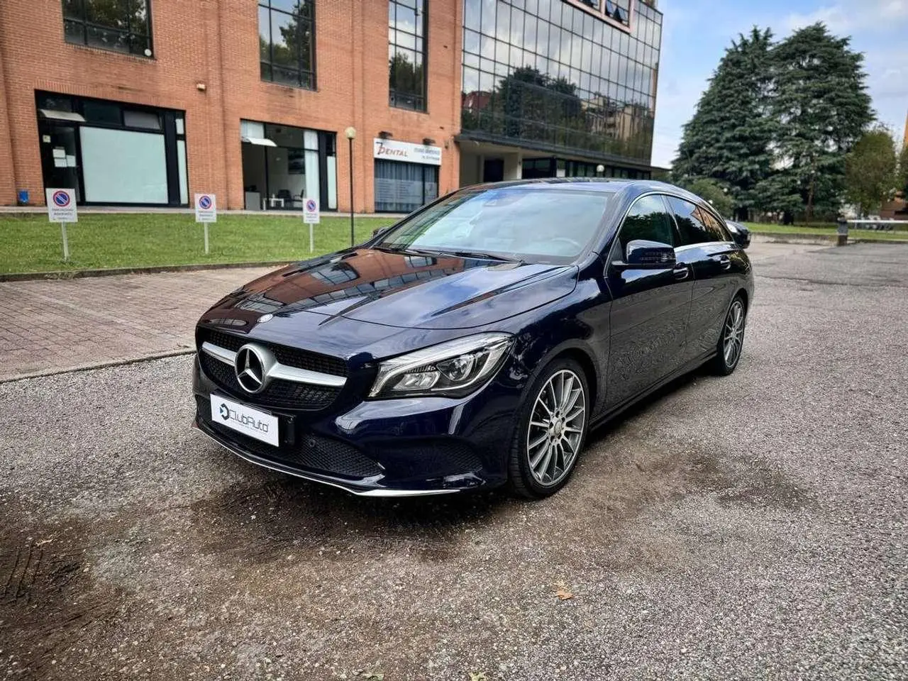 Photo 1 : Mercedes-benz Classe Cla 2016 Essence