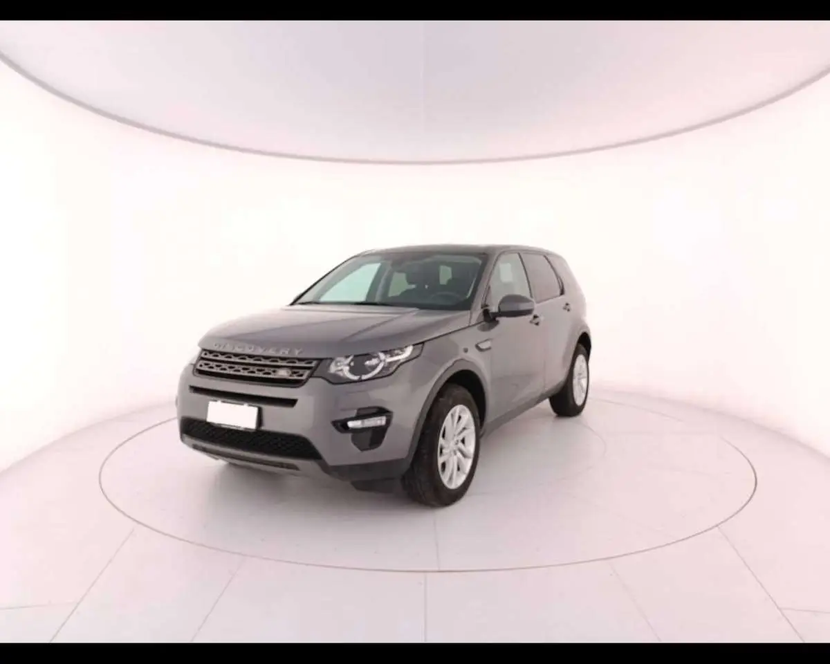 Photo 1 : Land Rover Discovery 2016 Diesel