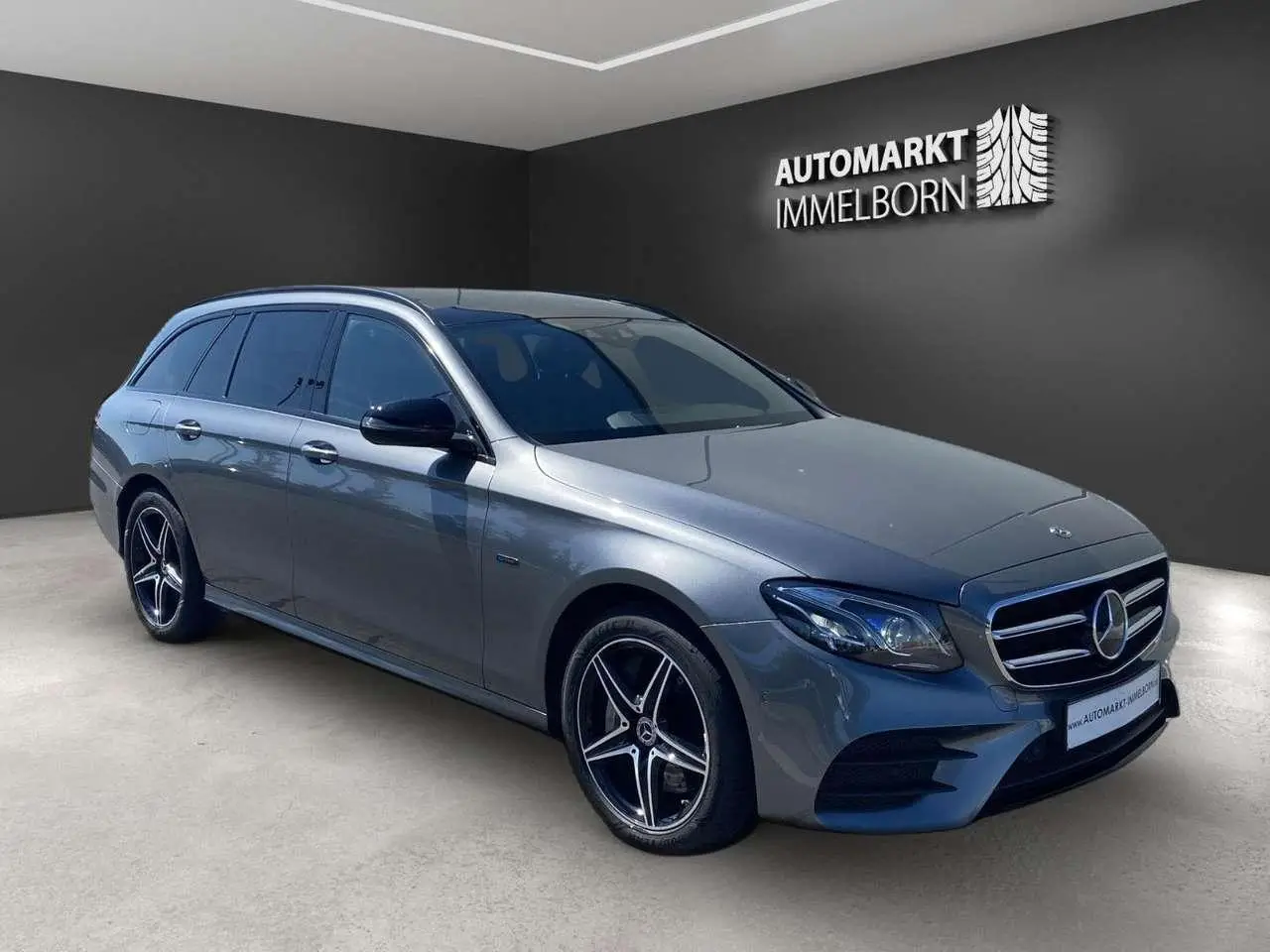 Photo 1 : Mercedes-benz Classe E 2019 Hybride