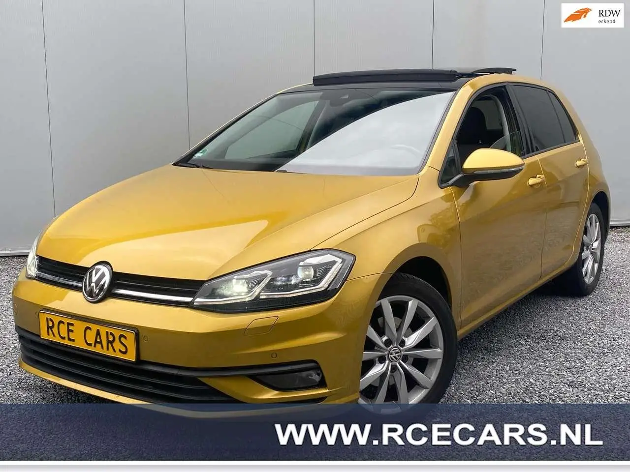 Photo 1 : Volkswagen Golf 2018 Petrol