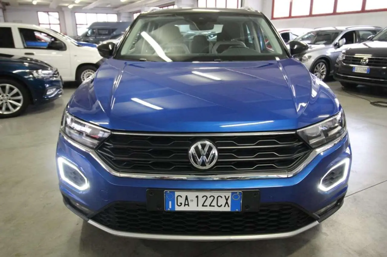 Photo 1 : Volkswagen T-roc 2020 Essence