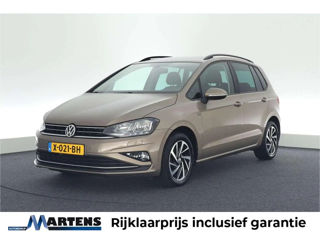 Photo 1 : Volkswagen Golf 2018 Petrol