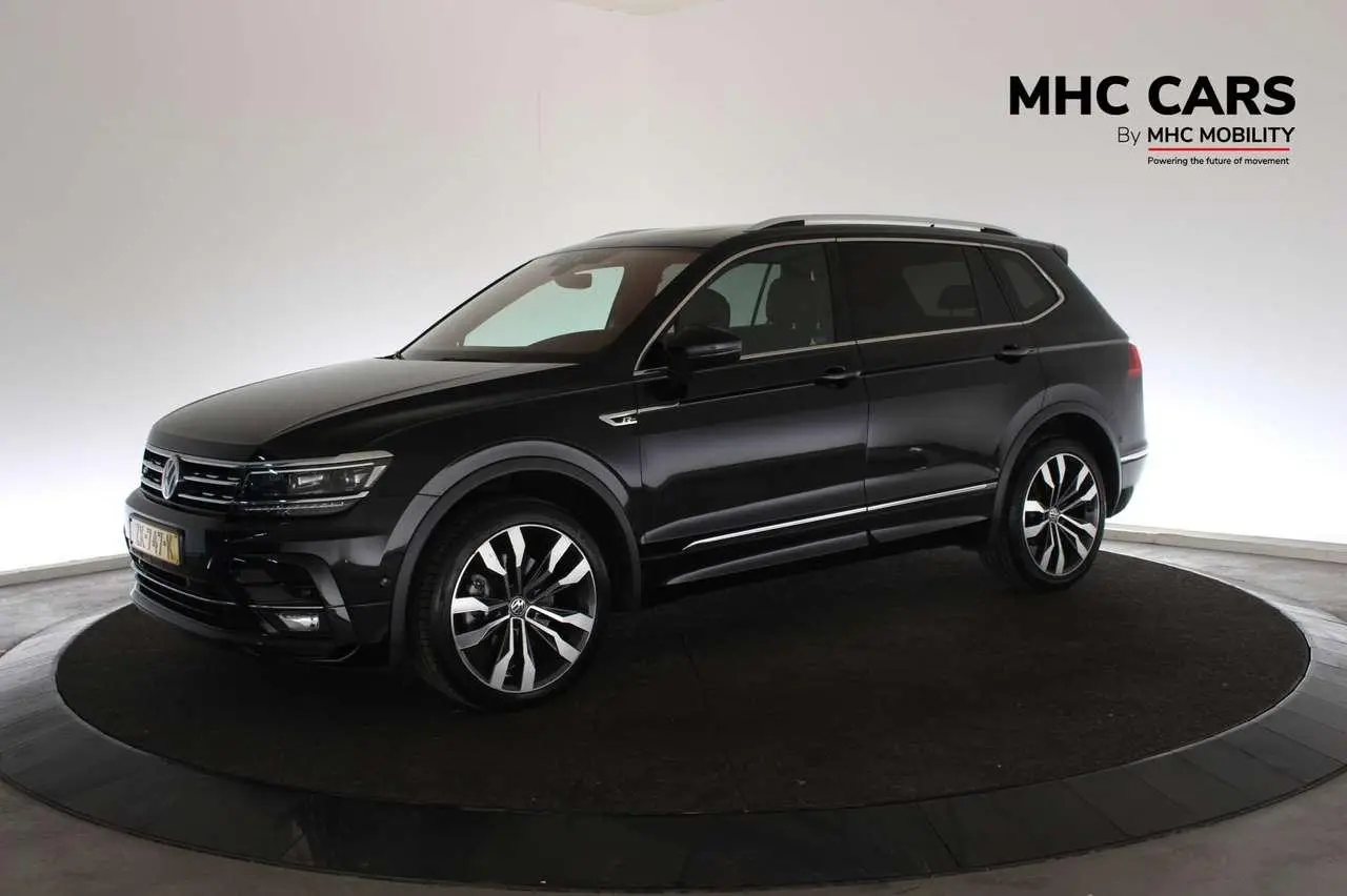 Photo 1 : Volkswagen Tiguan 2019 Petrol