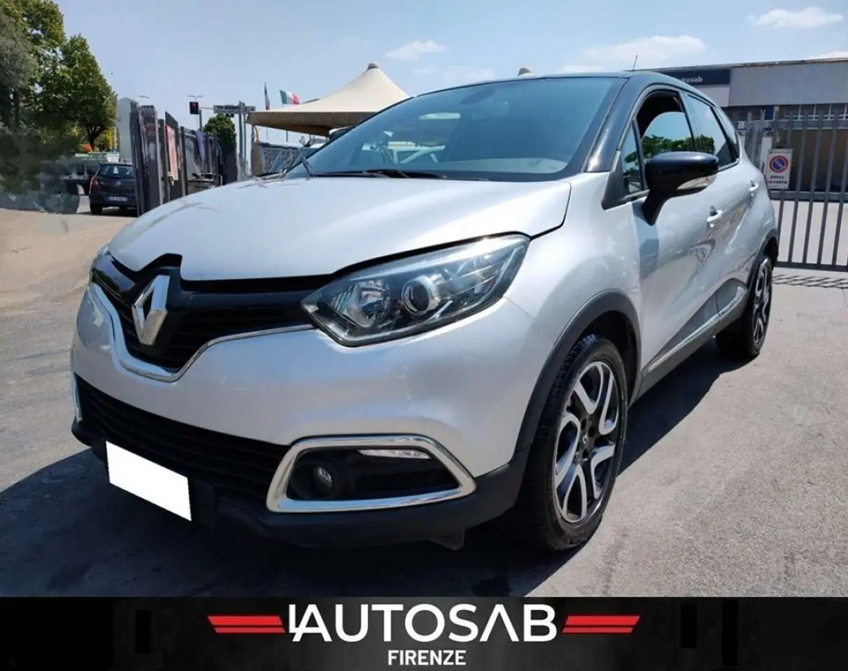 Photo 1 : Renault Captur 2016 Petrol