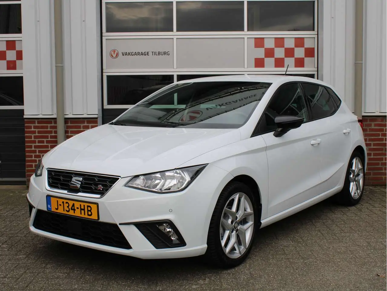 Photo 1 : Seat Ibiza 2020 Essence