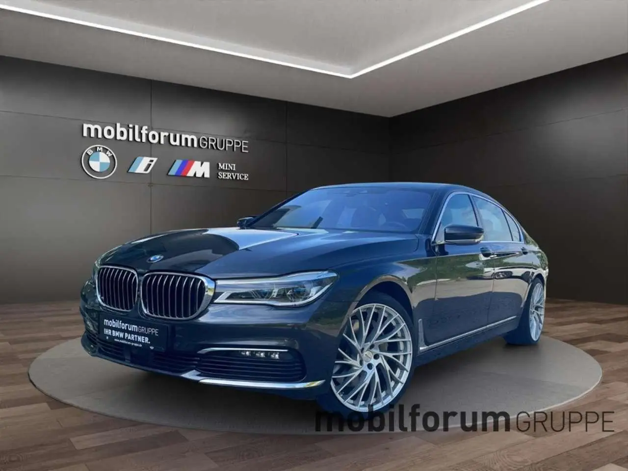 Photo 1 : Bmw Serie 7 2018 Petrol