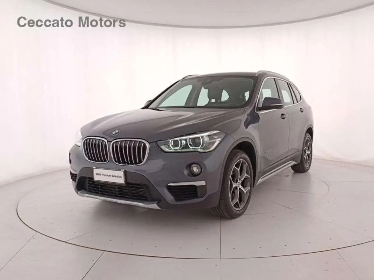 Photo 1 : Bmw X1 2018 Diesel