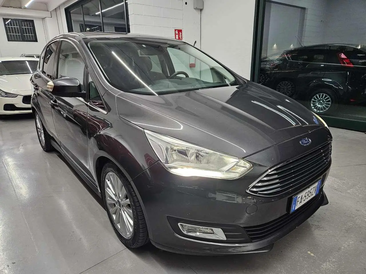 Photo 1 : Ford C-max 2015 Diesel