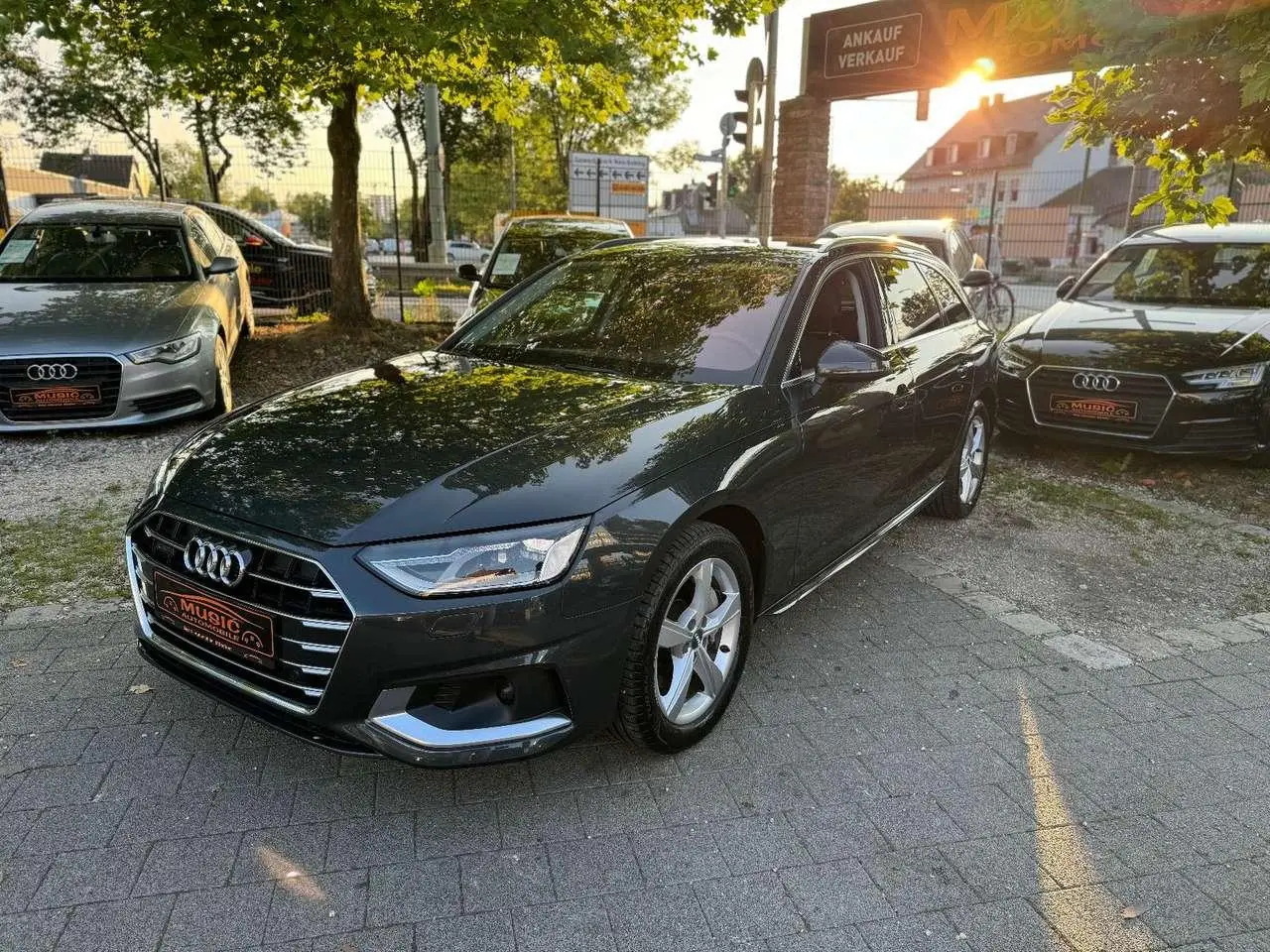 Photo 1 : Audi A4 2020 Diesel