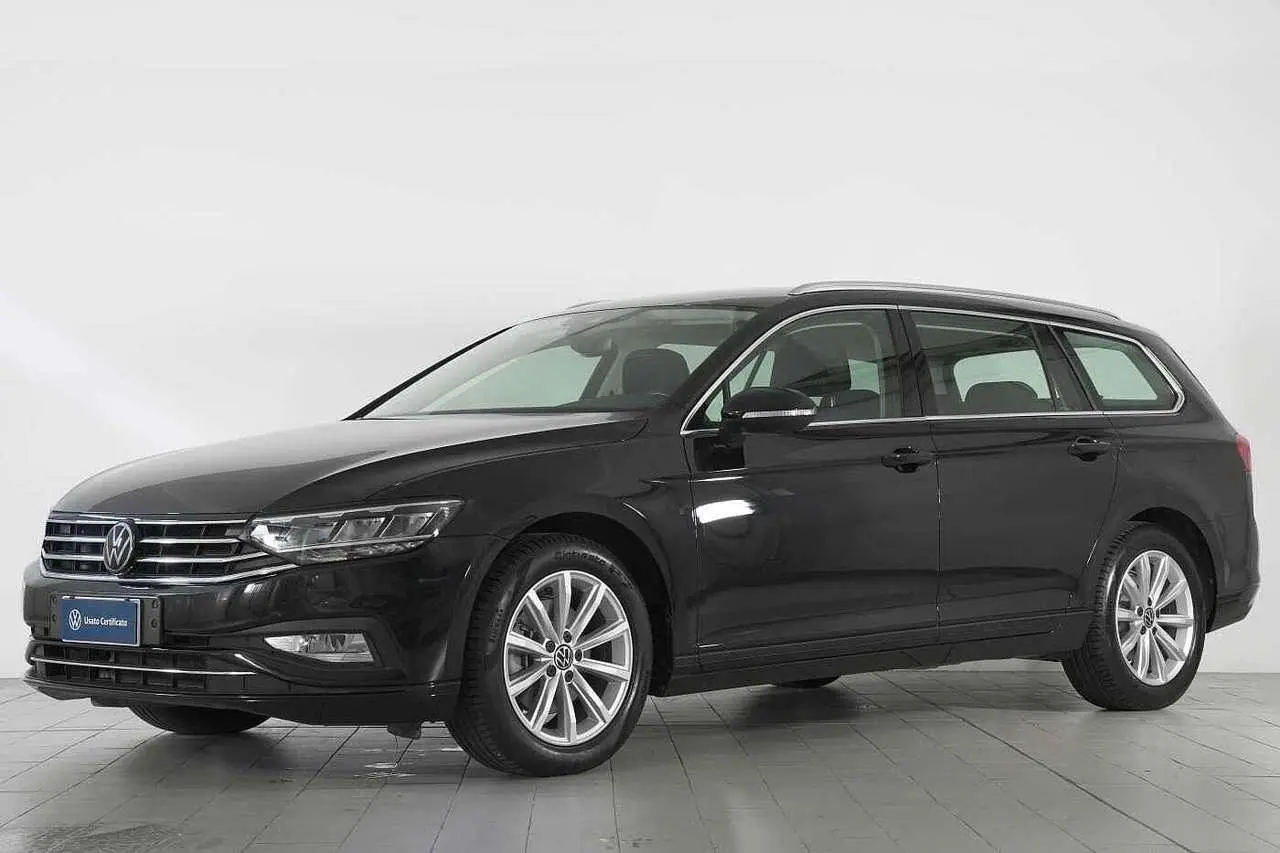 Photo 1 : Volkswagen Passat 2022 Diesel