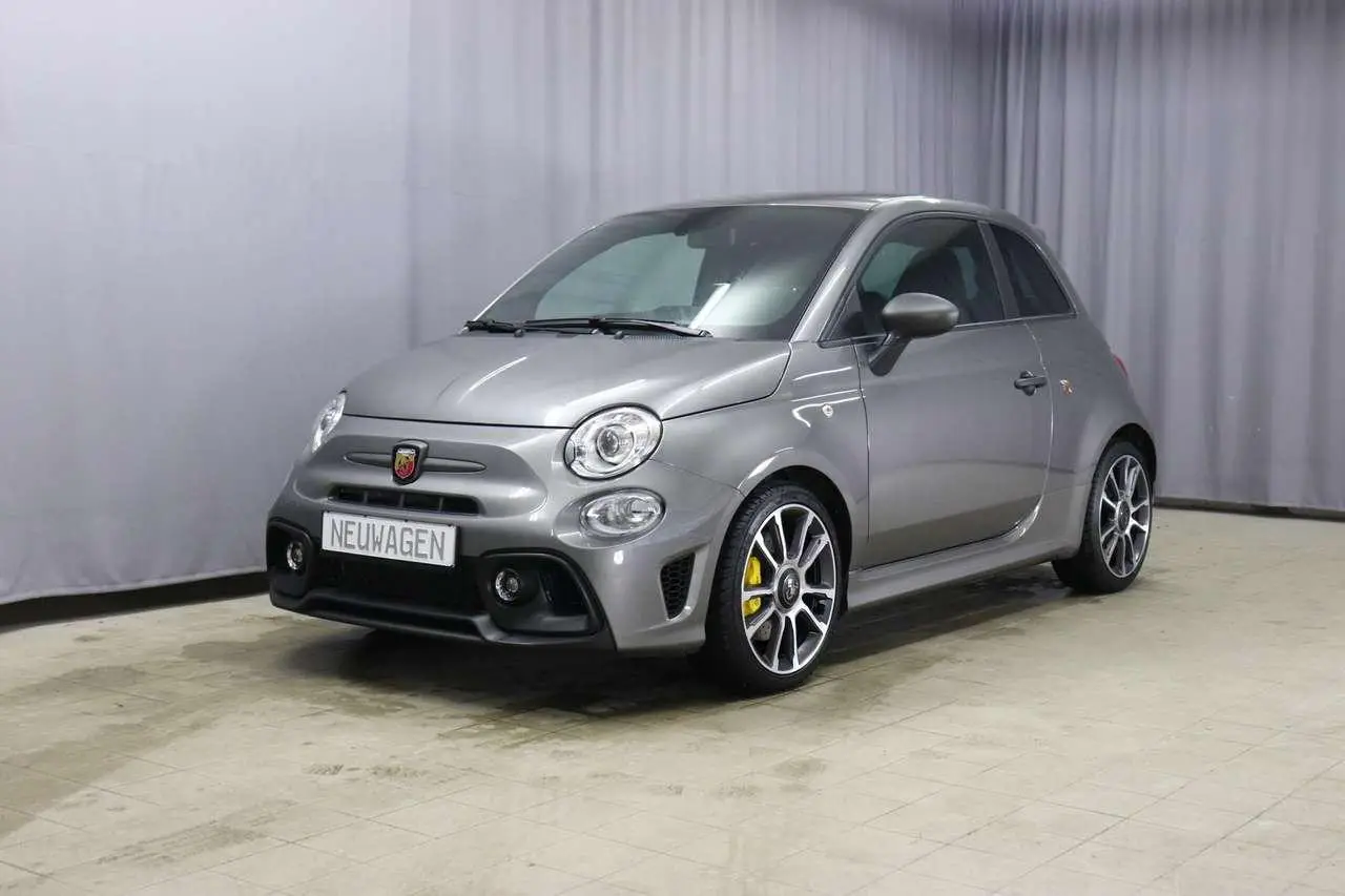 Photo 1 : Abarth 695 2024 Essence