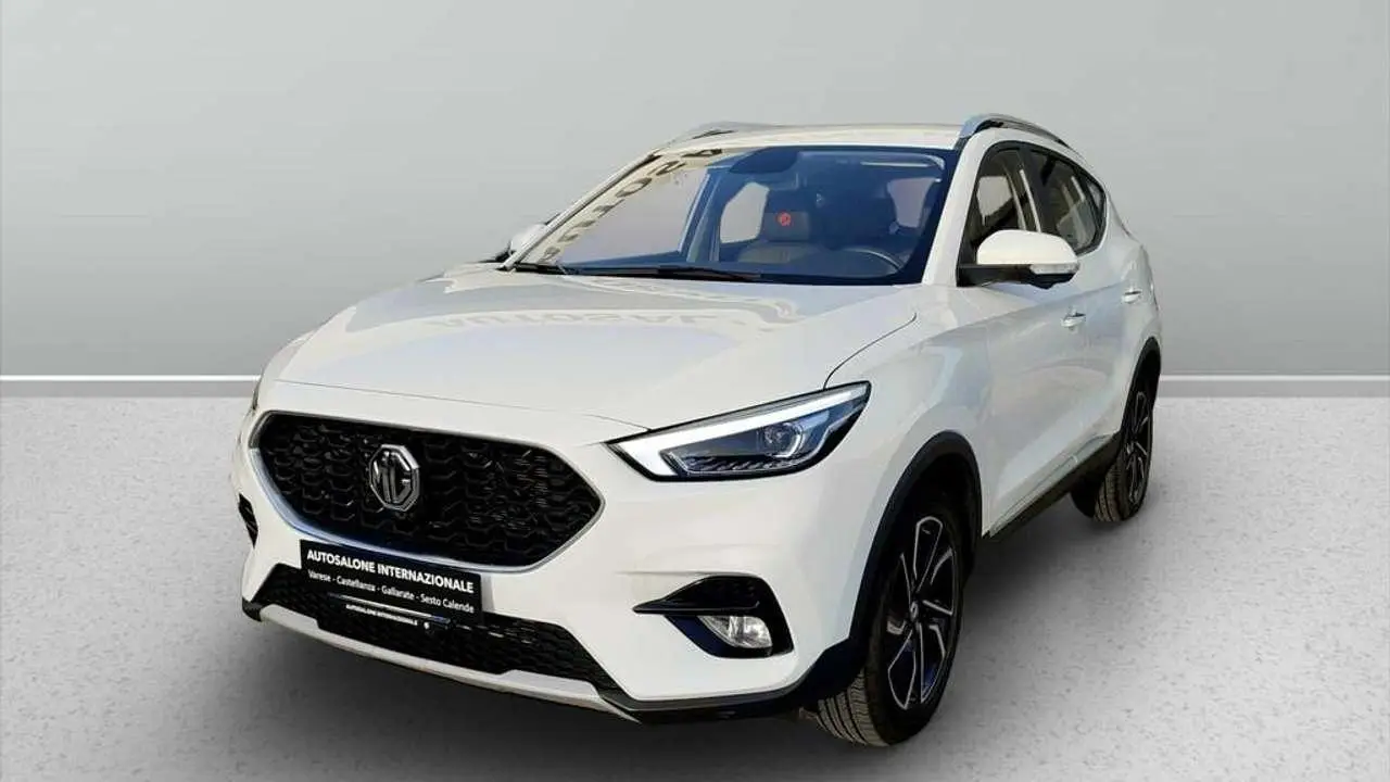 Photo 1 : Mg Zs 2023 Essence